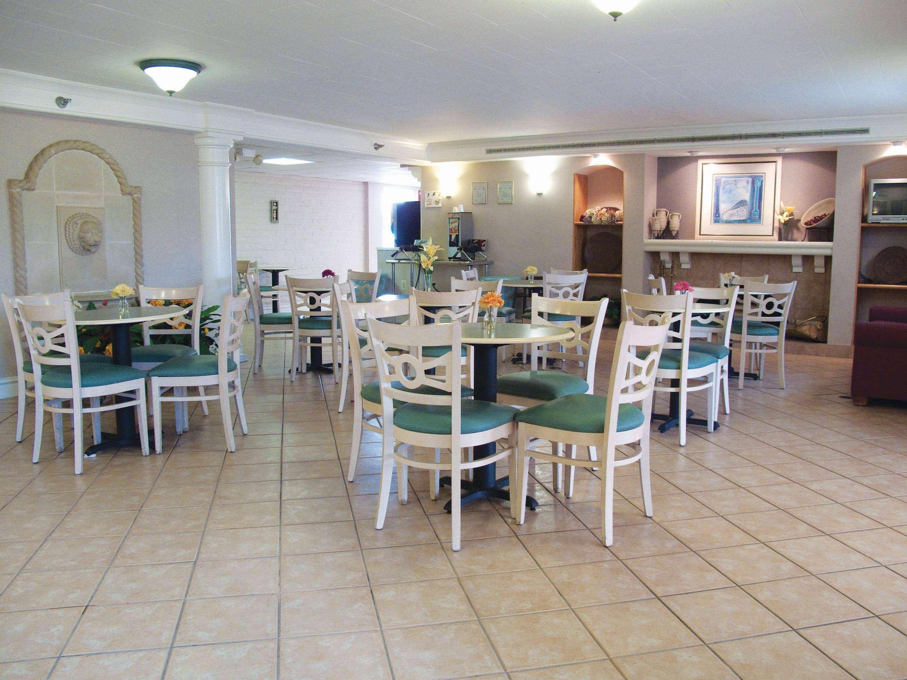 La Quinta Inn By Wyndham Norfolk וירג'יניה ביץ' מראה חיצוני תמונה