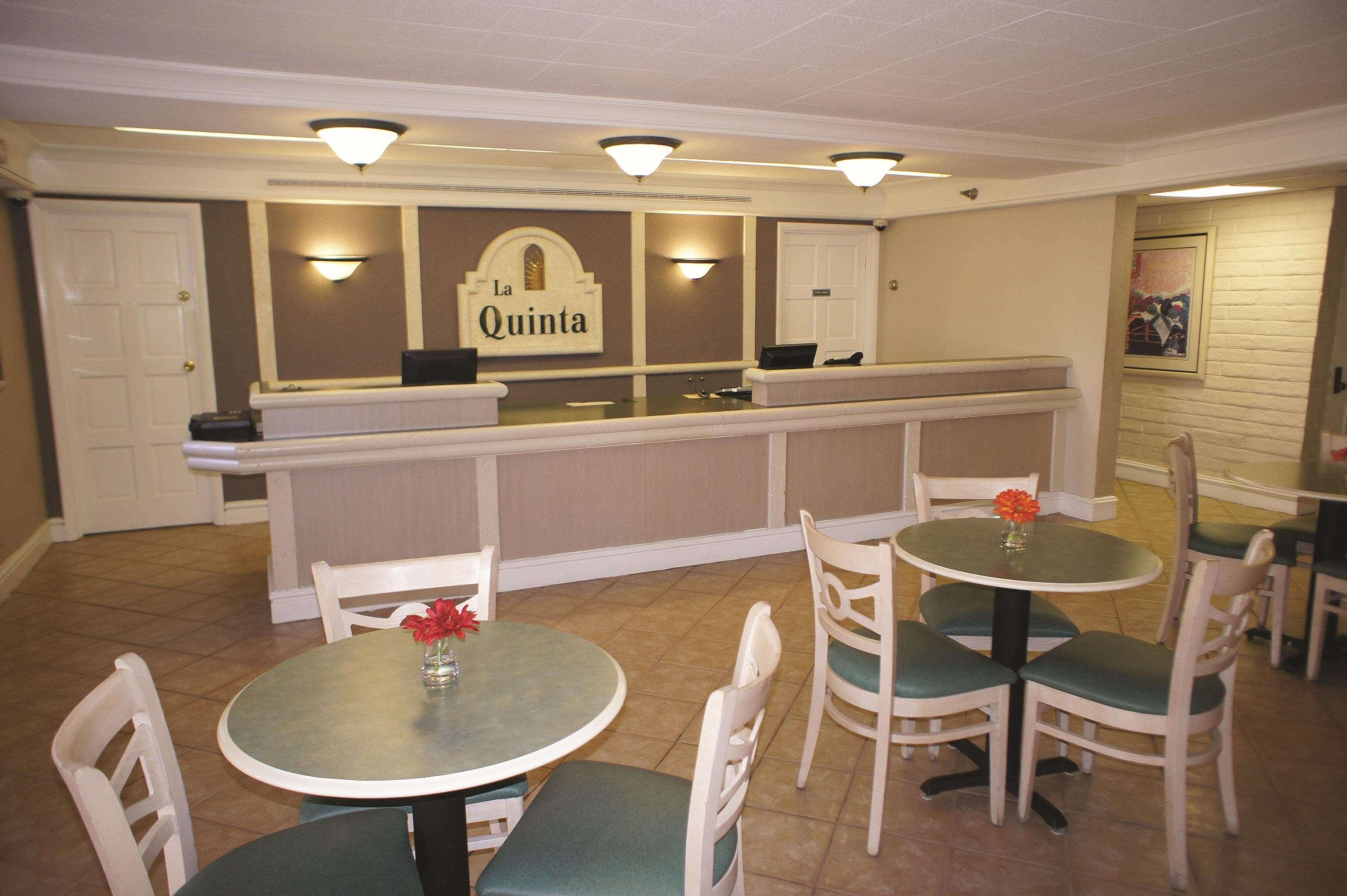 La Quinta Inn By Wyndham Norfolk וירג'יניה ביץ' מראה חיצוני תמונה