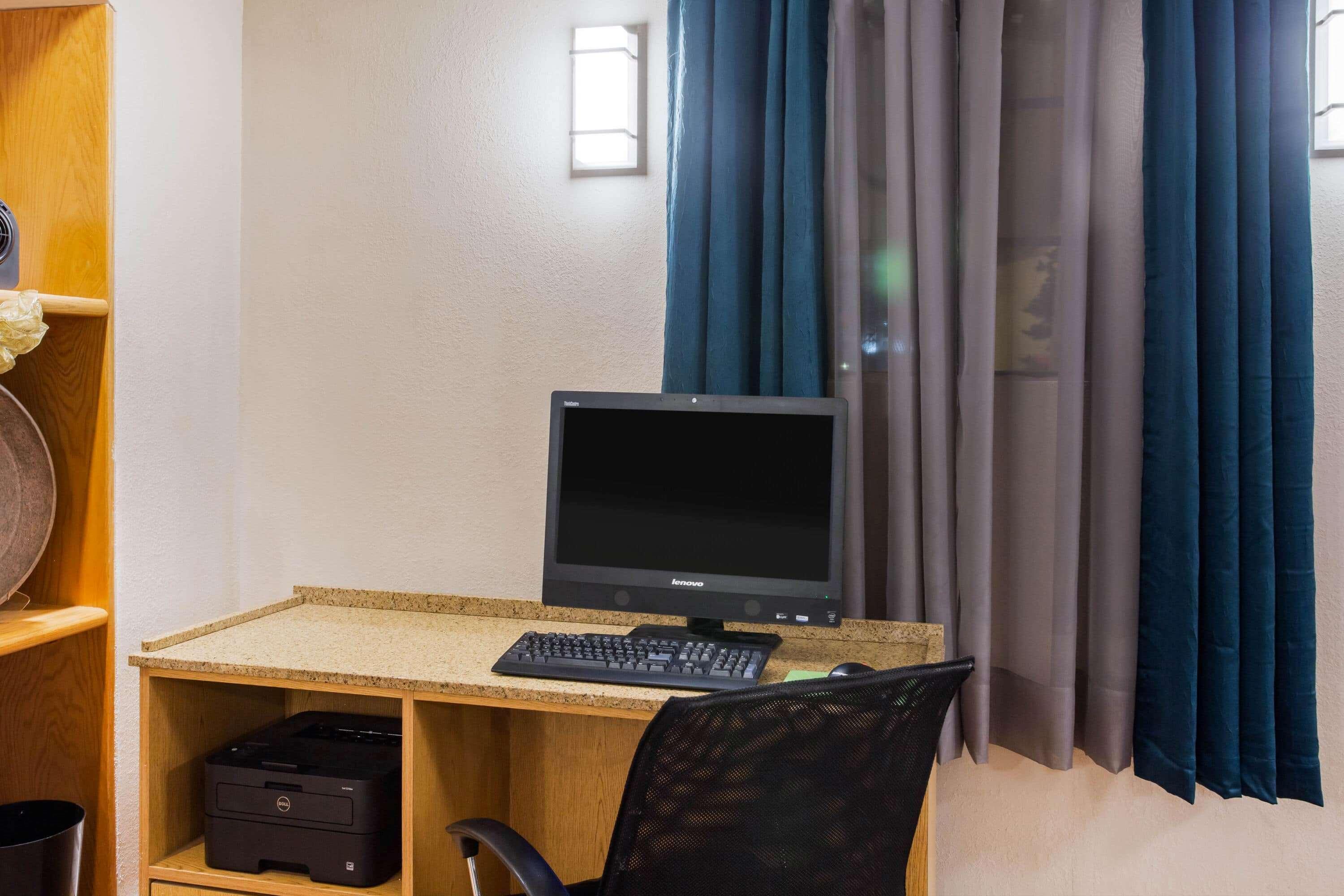 La Quinta Inn By Wyndham Norfolk וירג'יניה ביץ' מראה חיצוני תמונה